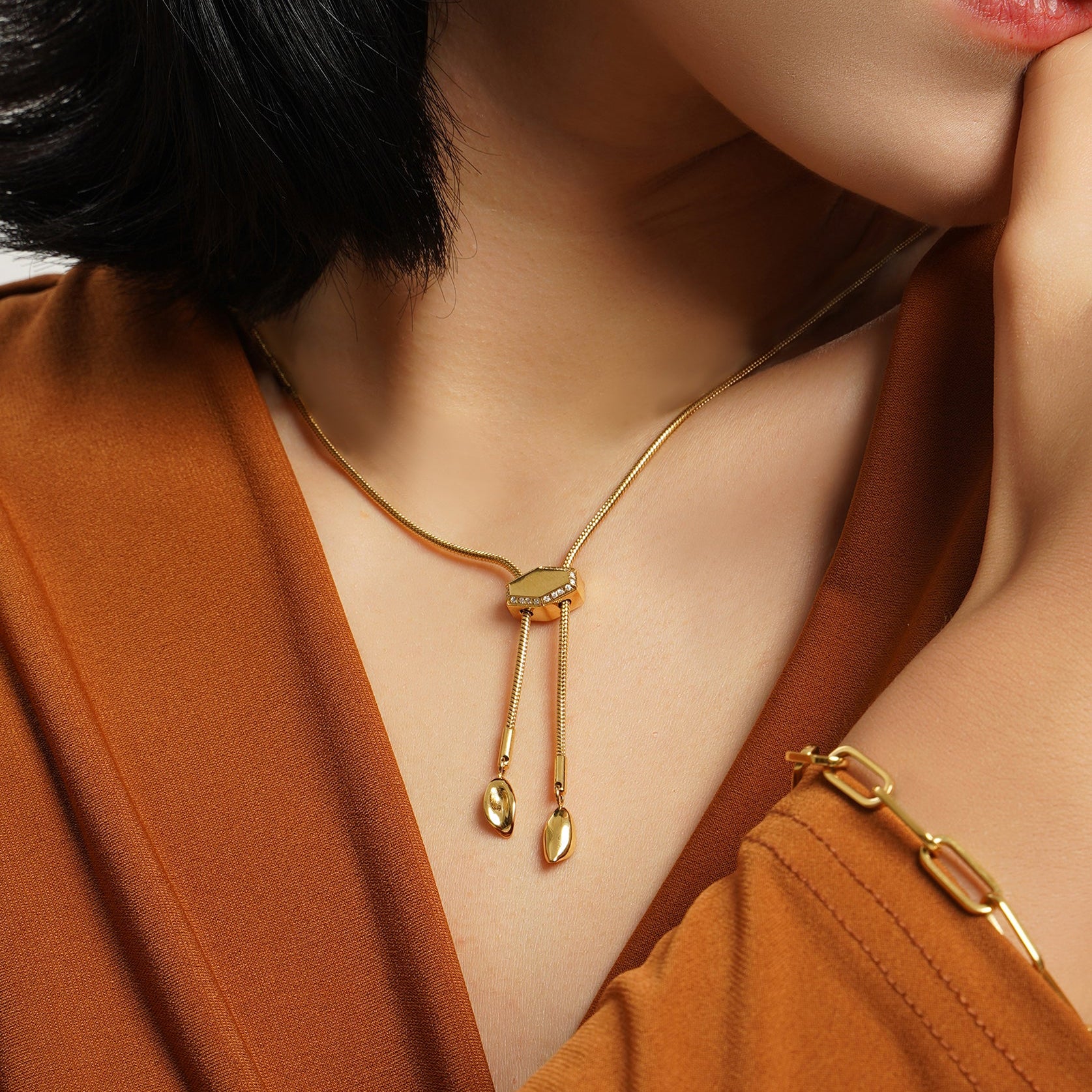LG010 Golden Flow Chain Necklace