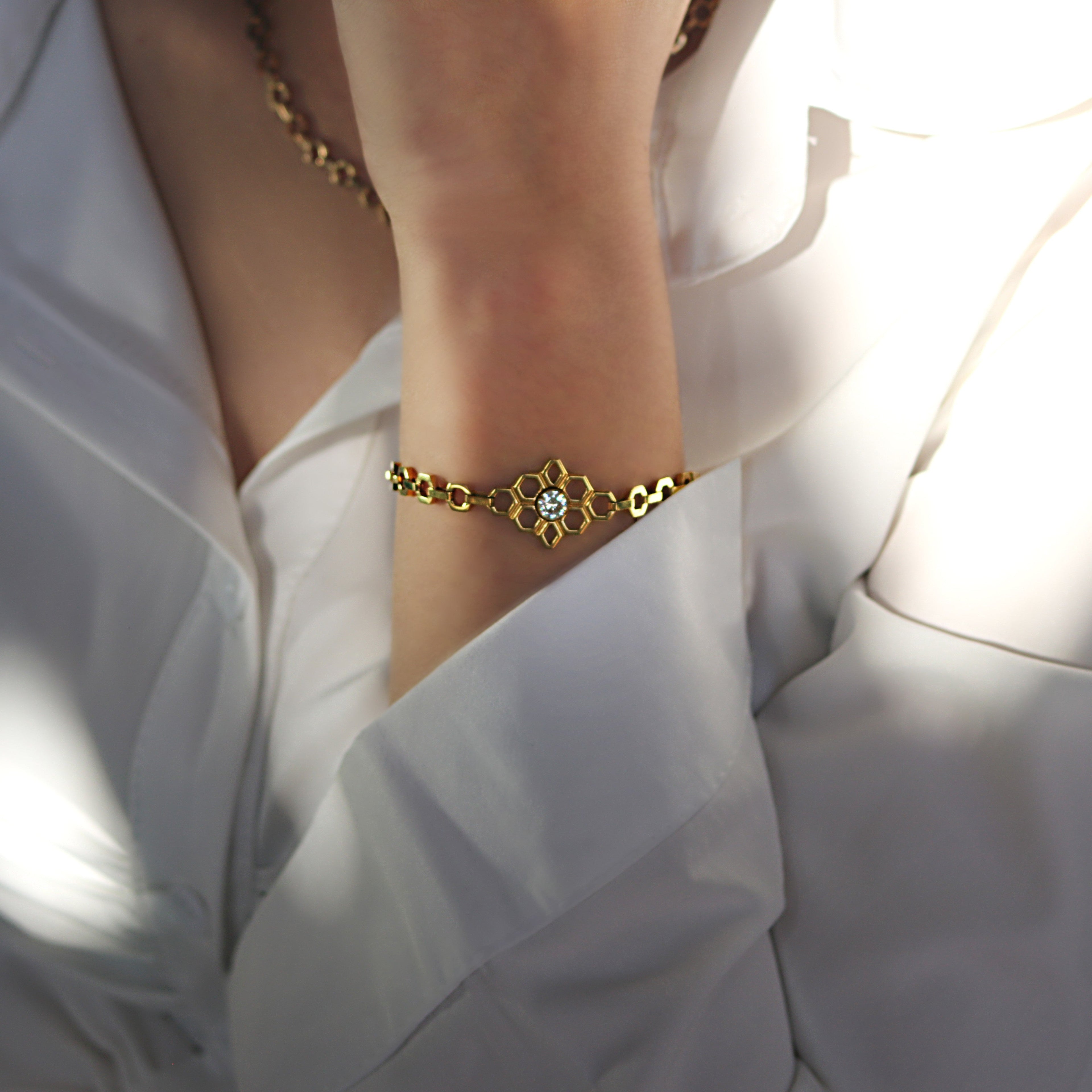 LG004 Honeycomb Bloom  Necklace/Bracelet Set