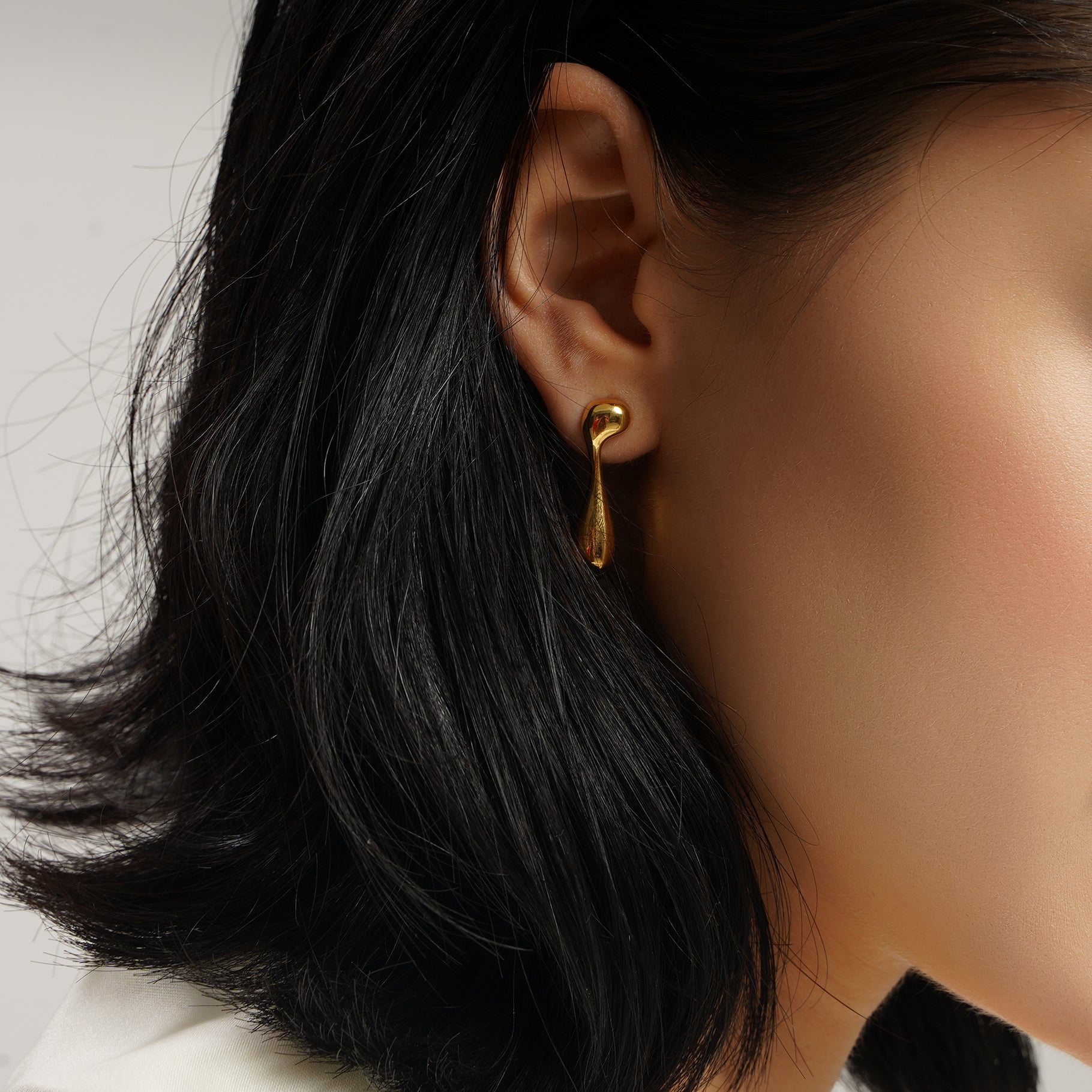 LG030 Liquid Elegance Earrings