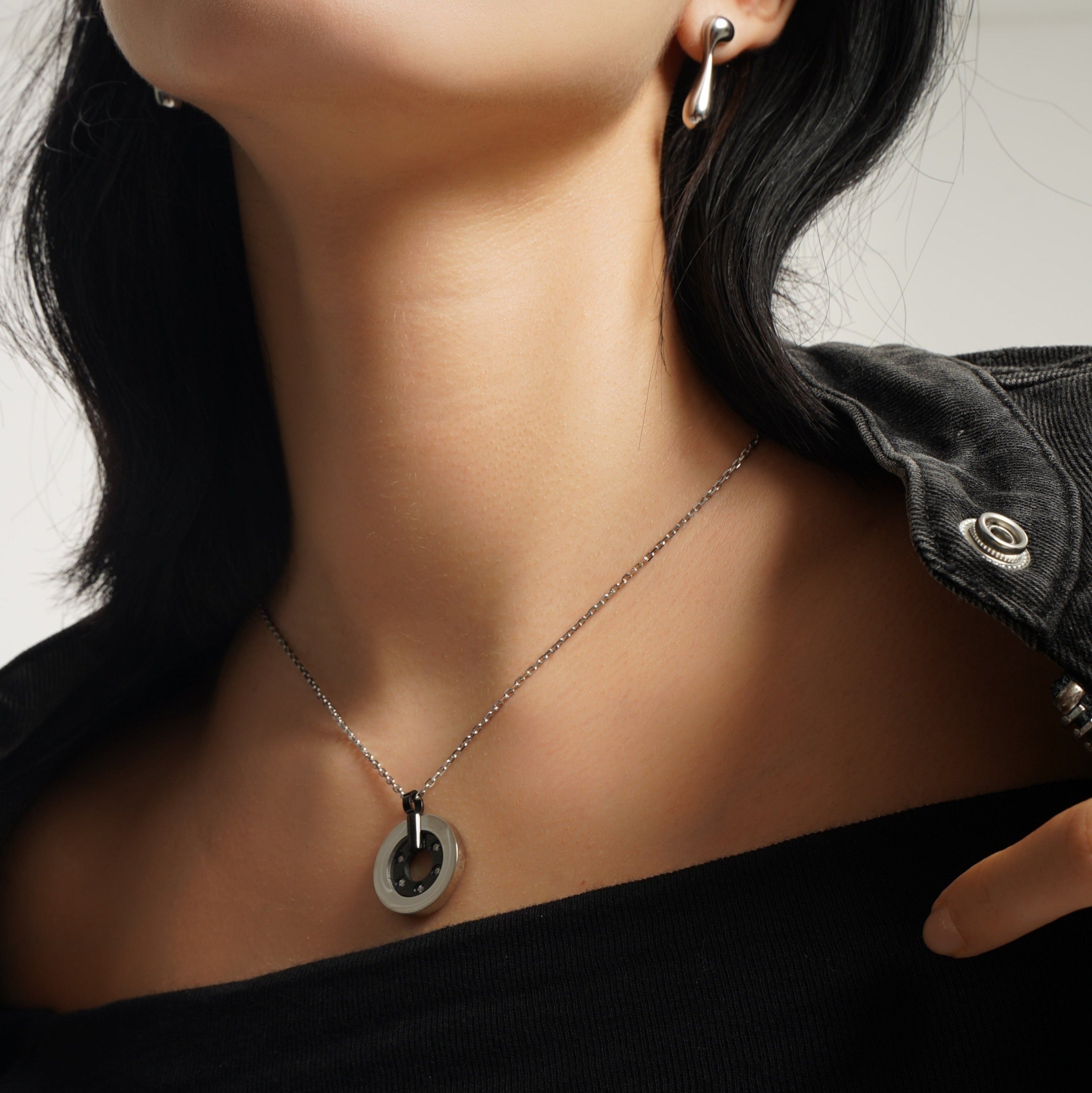 LG026 Circle of Unity Necklace