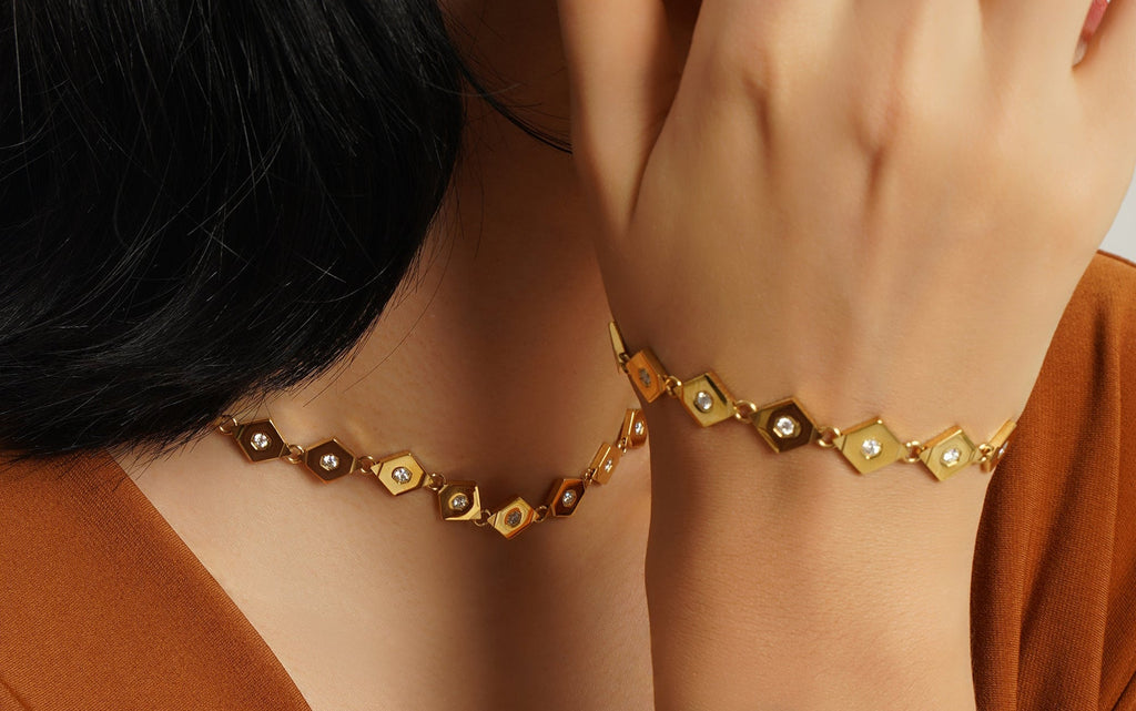 LG002 Hexagonal Harmony Necklace/Bracelet Set