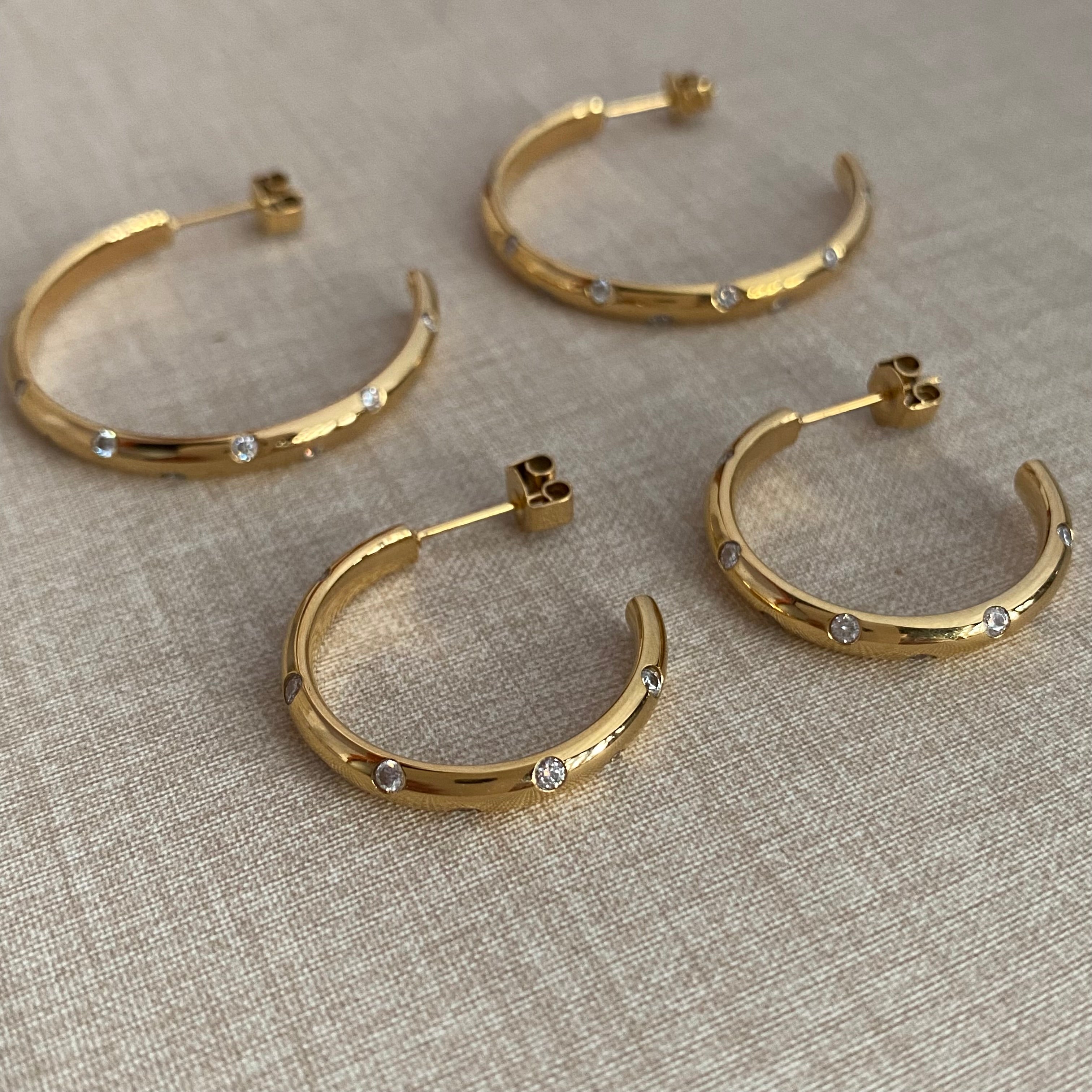 LG049 Shining Hoop(20/30mm) Moissanite Earrings