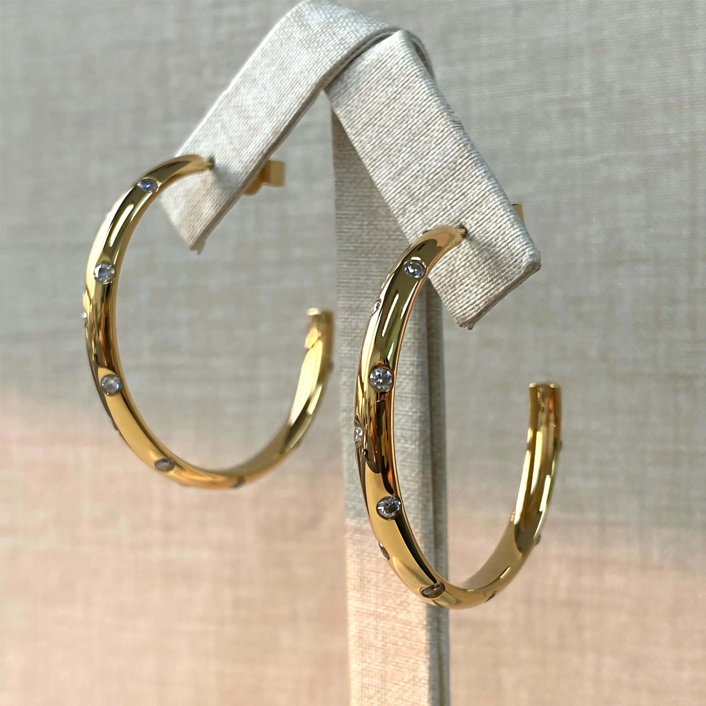 LG049 Shining Hoop(20/30mm) Moissanite Earrings