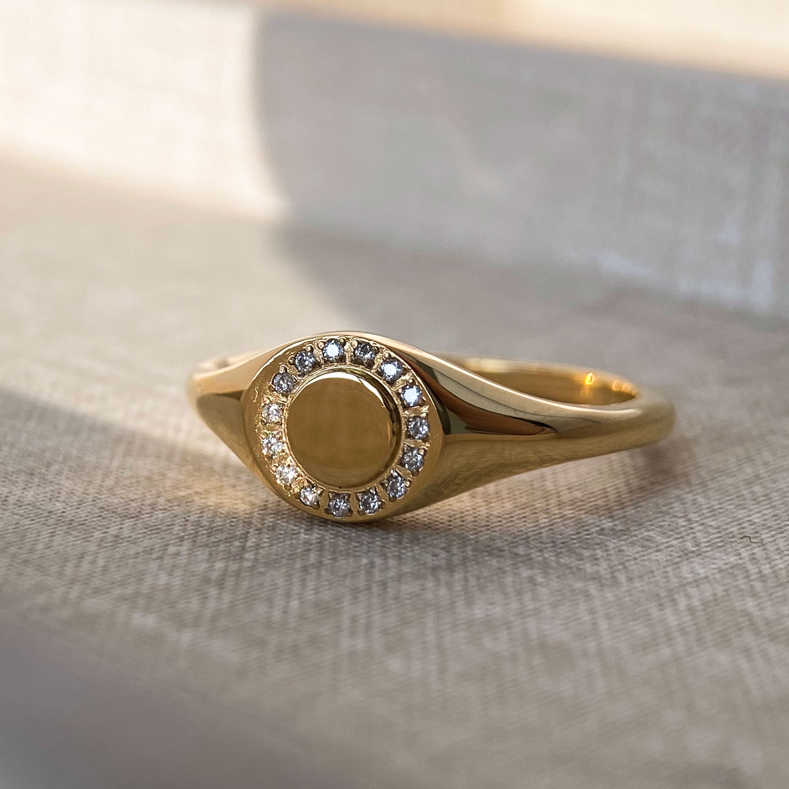 LG065 Moissanite Class Ring