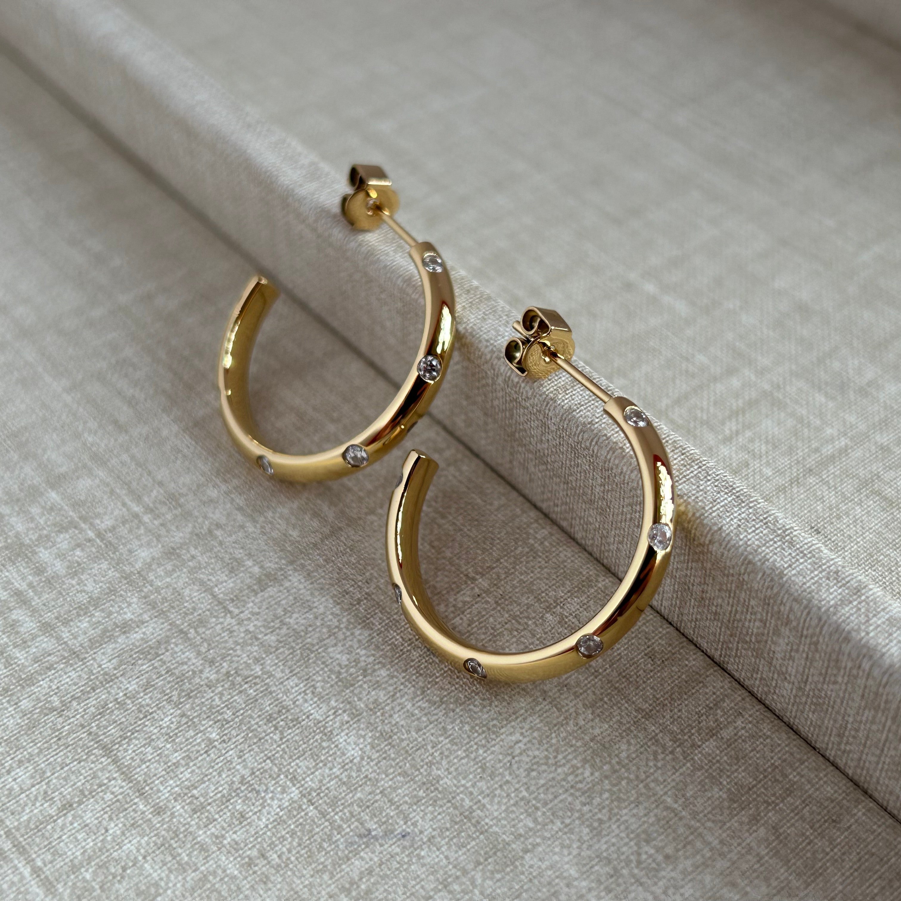 LG049 Shining Hoop(20/30mm) Moissanite Earrings