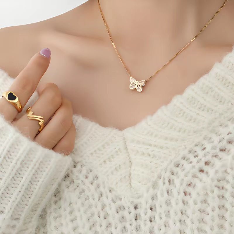 LG054 Moissanite Butterfly