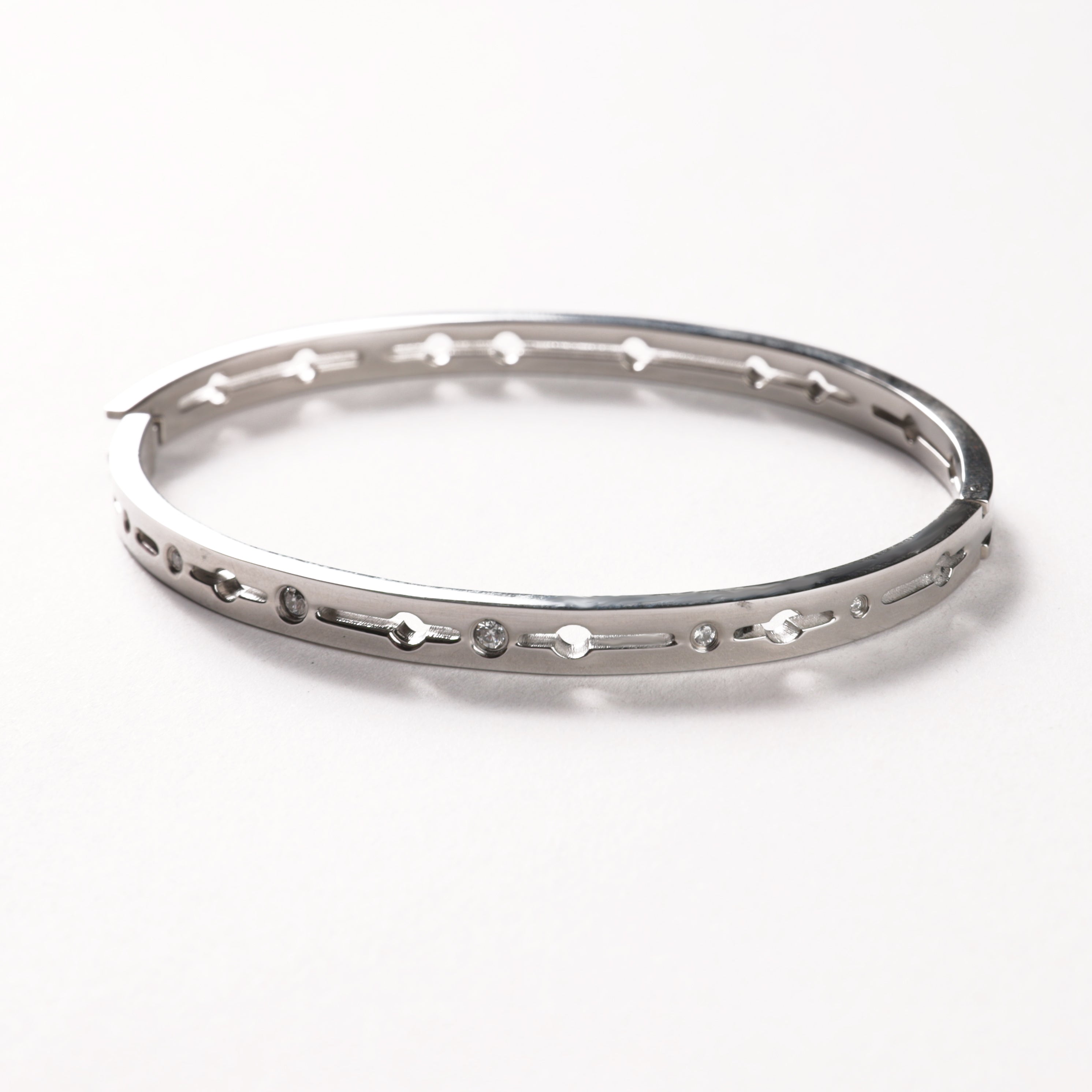 LG039 Celestial Elegance Bangle