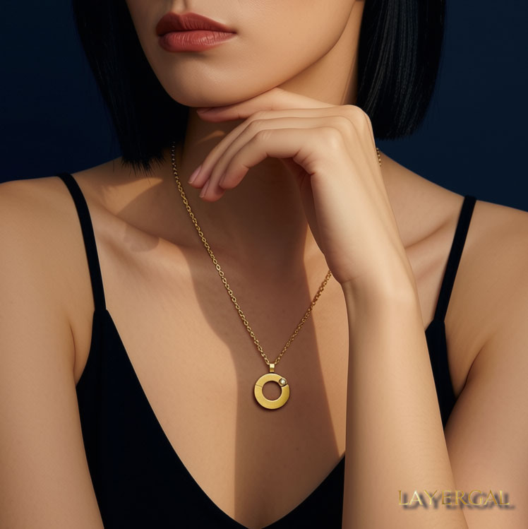 LG025 Golden Unity Pendant Necklace